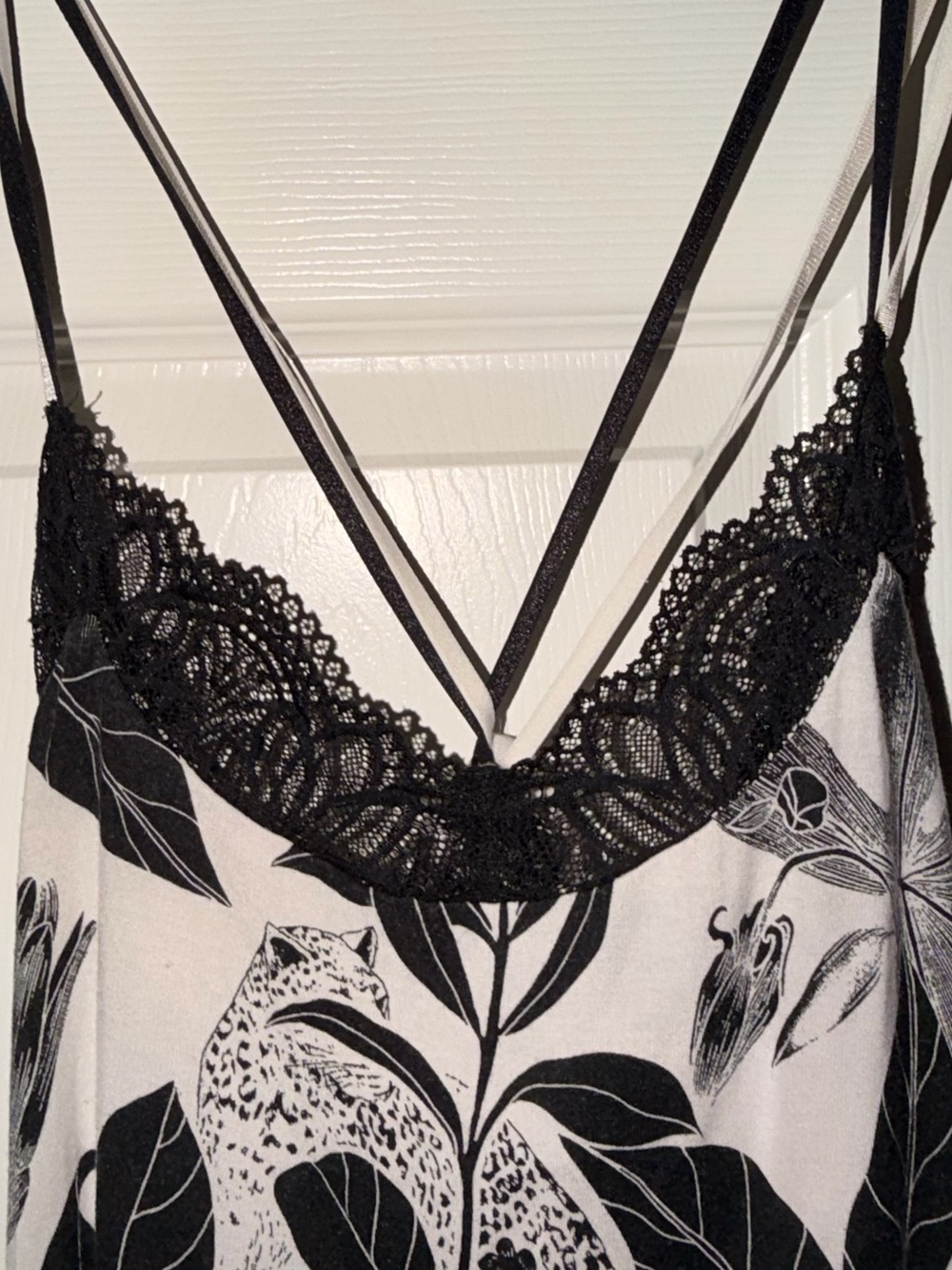Soma Pajama Set M Black Cropped Pants Lace Shelf Bra Cami Soft Rayon Stretch - Picture 3 of 13